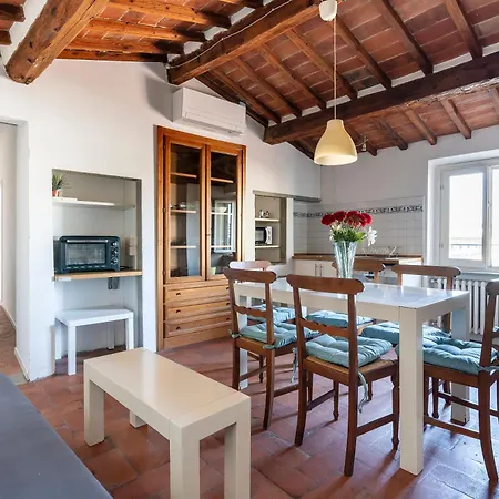 Apartment Porta Rossa Florence